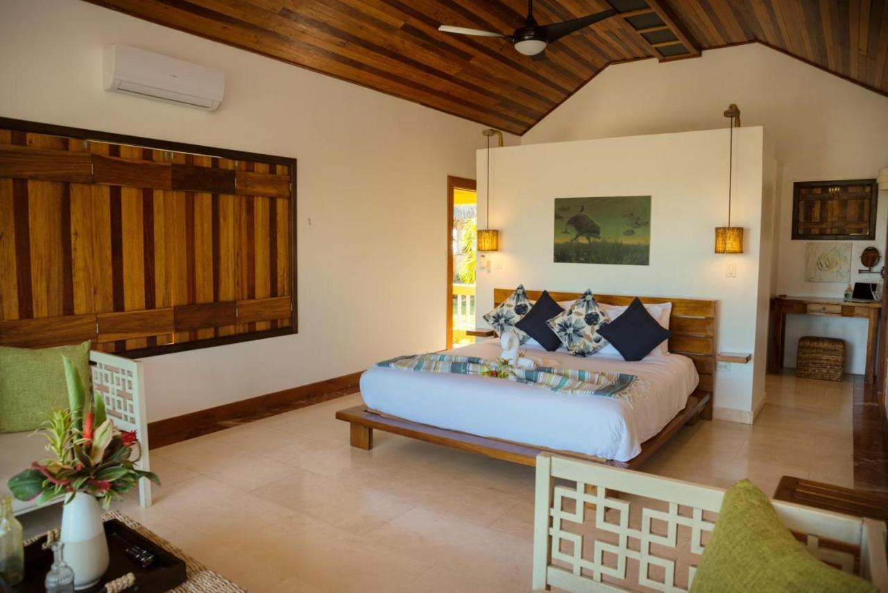 Little Harvest Caye - Your Own Private Island Placencia Exterior foto