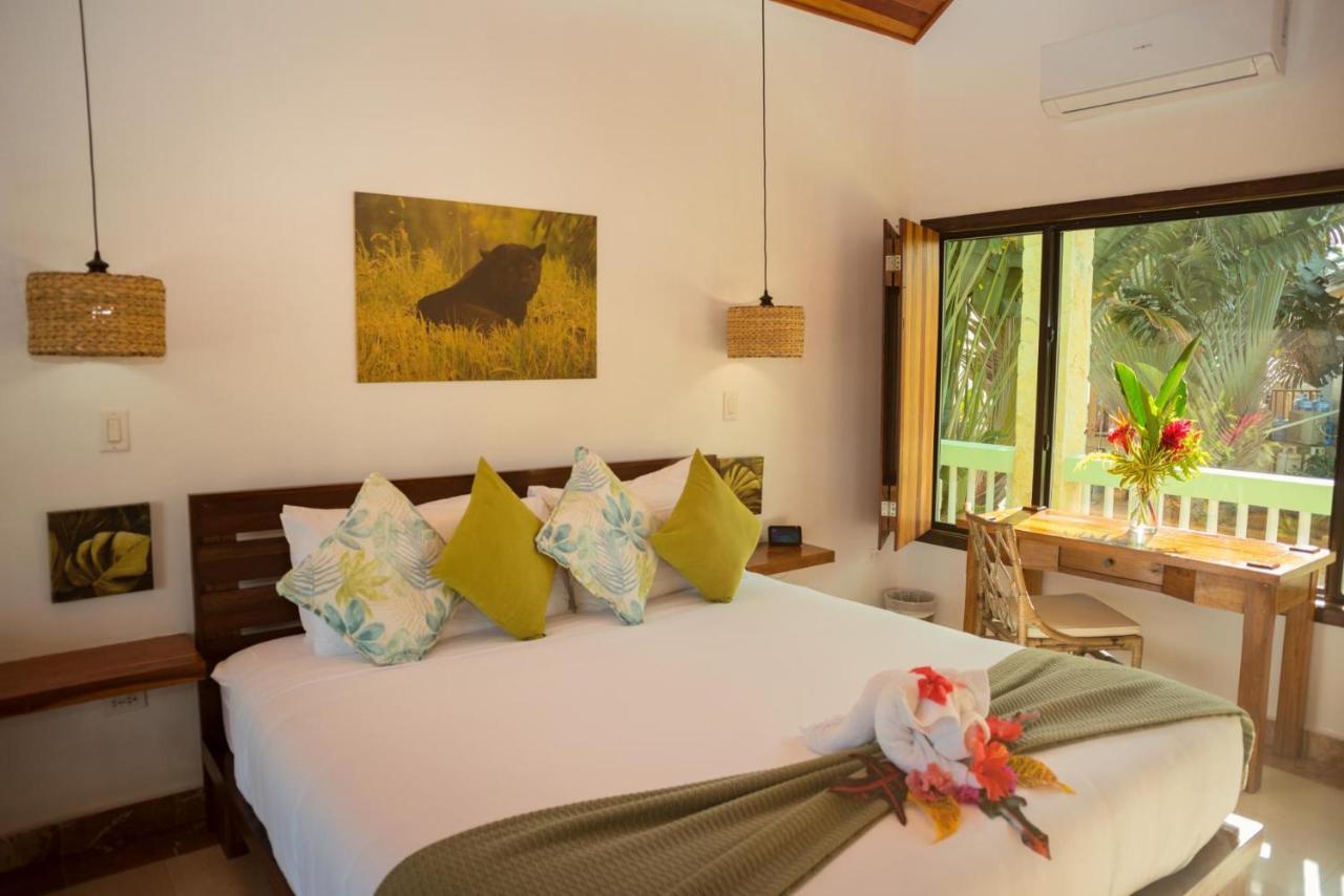 Little Harvest Caye - Your Own Private Island Placencia Exterior foto